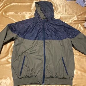 Men’s Windbreaker. Olive Green/Reflective Design